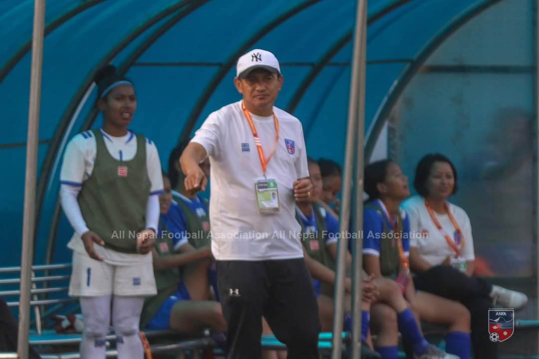 भारतलाई हराए पनि असन्तुष्ट प्रशिक्षक गुरुङ, भन्छन्– खेलाडीको प्रदर्शनबाट खुसी छैन